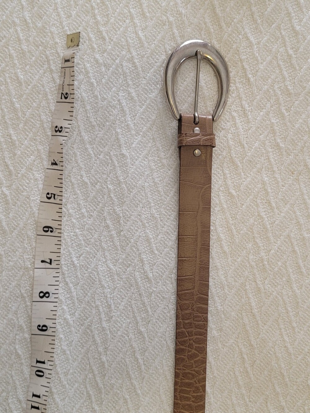 Vintagw Brown Croc-Embossed Leather Belt with Silver Horseshoe Buckle